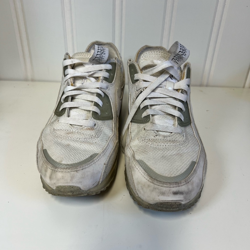Nike Air Max in White and Gray Terrascape Size 10.5 men's - Picture 2 of 6